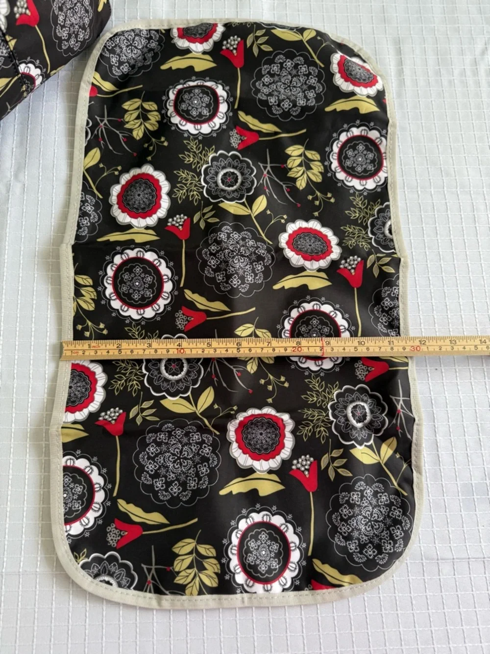 Ju-Ju-Be Messenger Diaper Bag Floral Brown/Red/Beige with Changing Pad
